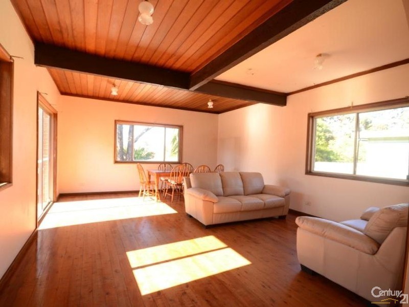 15 Damien Avenue, Greystanes NSW 2145