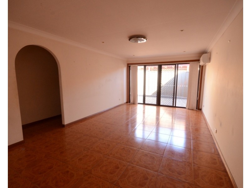 13 Bluett Crescent, Doonside NSW 2767