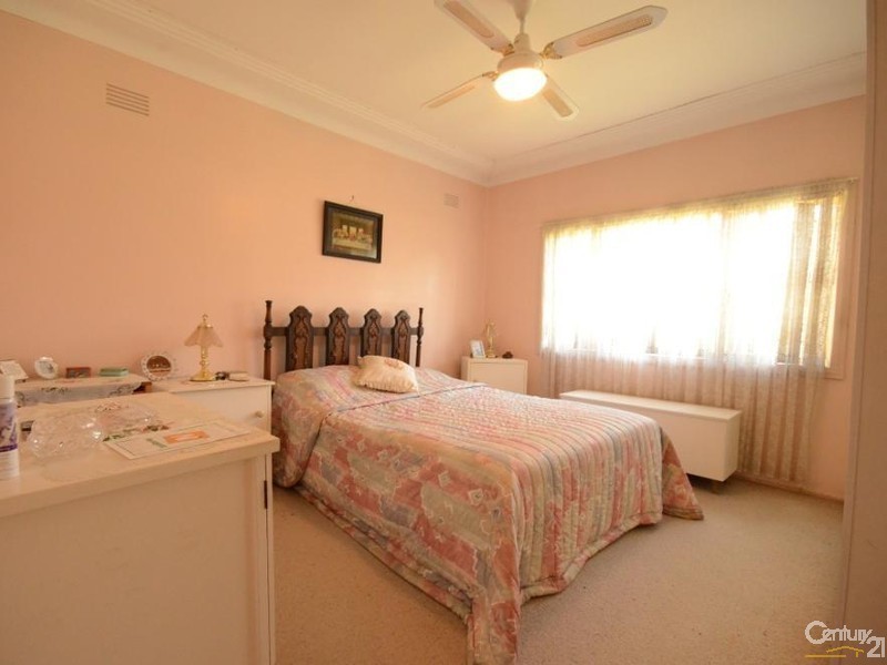 Pendle Hill NSW 2145