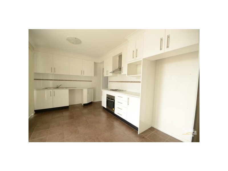 1/126 Pendle Way, Pendle Hill NSW 2145