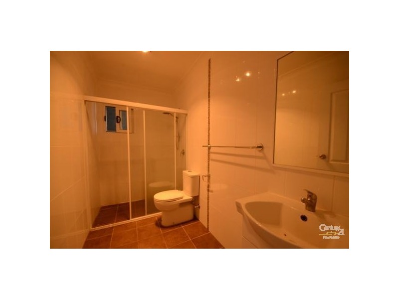 1/126 Pendle Way, Pendle Hill NSW 2145