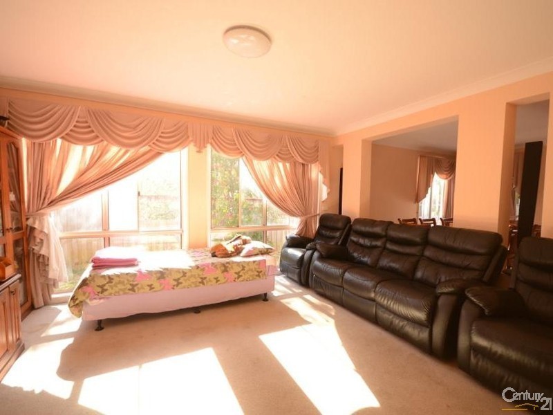 53  Lakewood Drive, Woodcroft NSW 2767