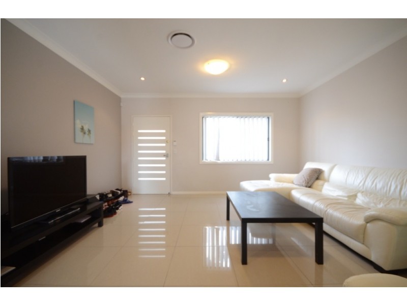 16/1-7 Hawkesbury Road, Westmead NSW 2145