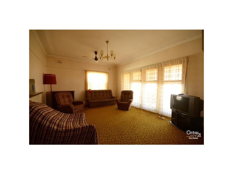 5 Springdale Road, Wentworthville NSW 2145