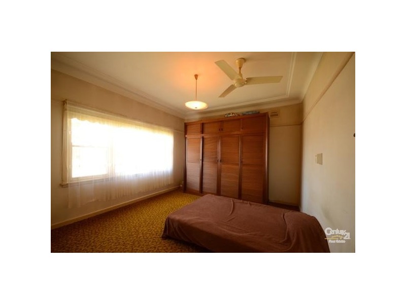 5 Springdale Road, Wentworthville NSW 2145