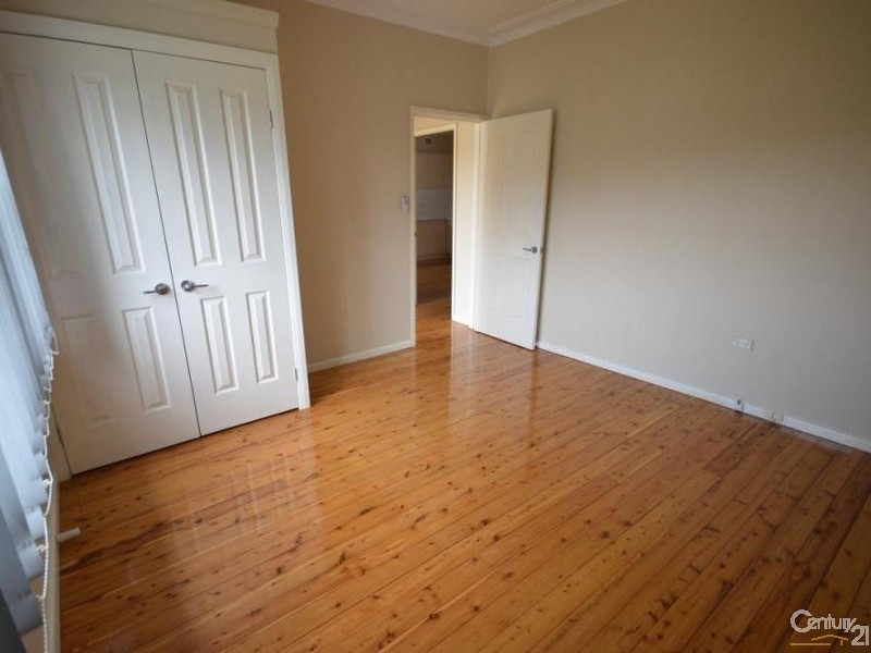 2 Glen Place, Pendle Hill NSW 2145