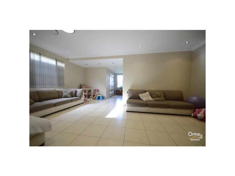 132A Smith Street, Pendle Hill NSW 2145