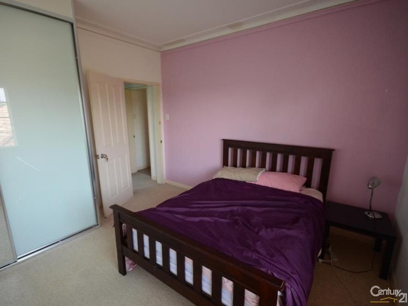 74 Hawkesbury Road, Westmead NSW 2145