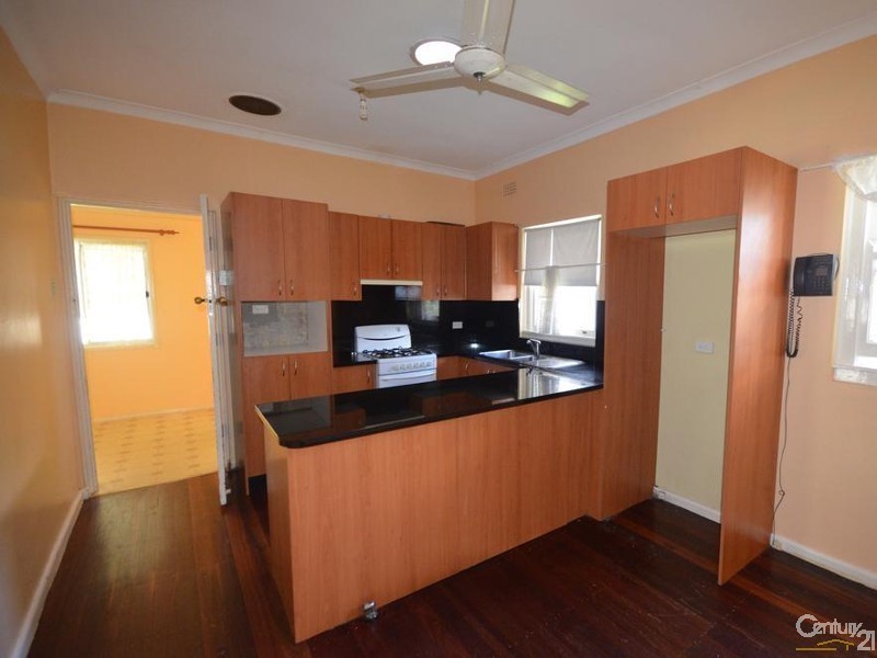 55 Pearson Street, South Wentworthville NSW 2145