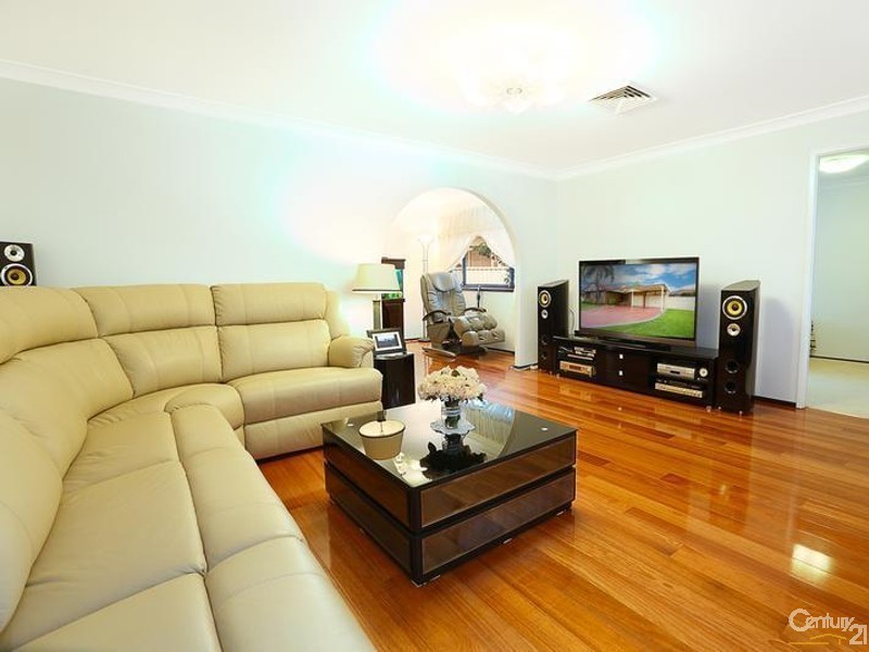 67 Chanel Street, Toongabbie NSW 2146