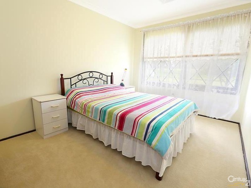 67 Chanel Street, Toongabbie NSW 2146