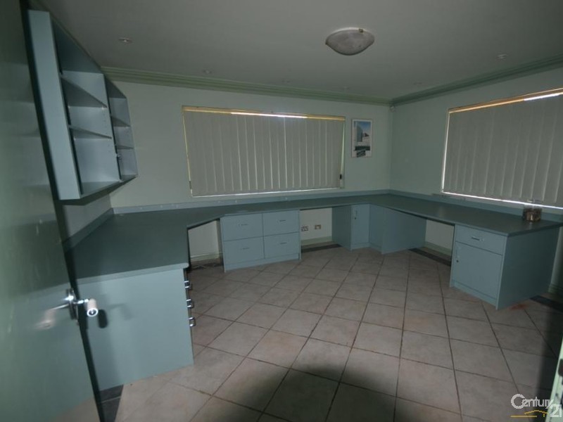 44 Lydbrook Street, Westmead NSW 2145