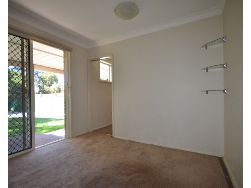 5 Irwin Place, Wentworthville NSW 2145