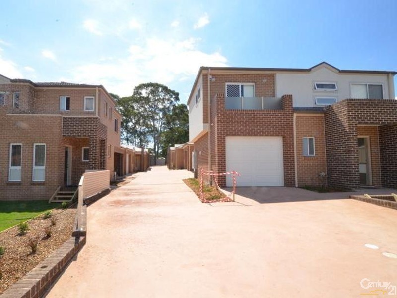 7-9 Magowar Road, Pendle Hill NSW 2145