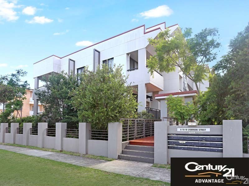10/8-10 Lydbrook Street, Westmead NSW 2145
