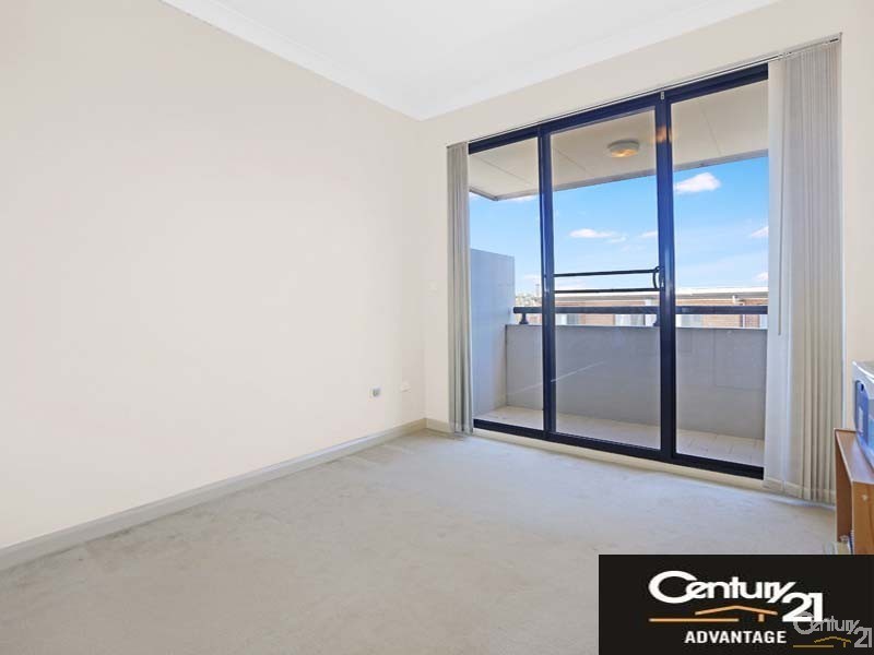 10/8-10 Lydbrook Street, Westmead NSW 2145