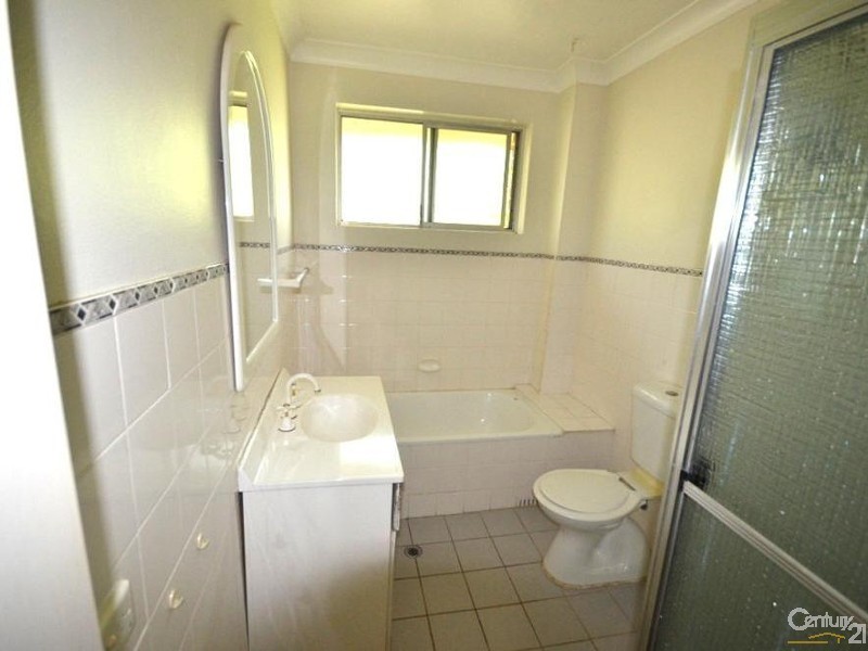 2/199 Hawkesbury Road, Westmead NSW 2145