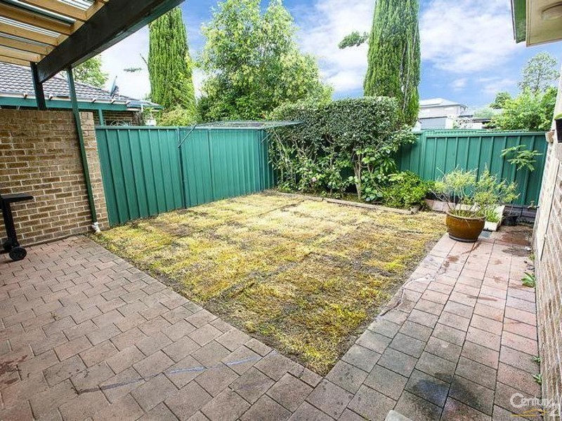 2/2A Veron Street, Westmead NSW 2145