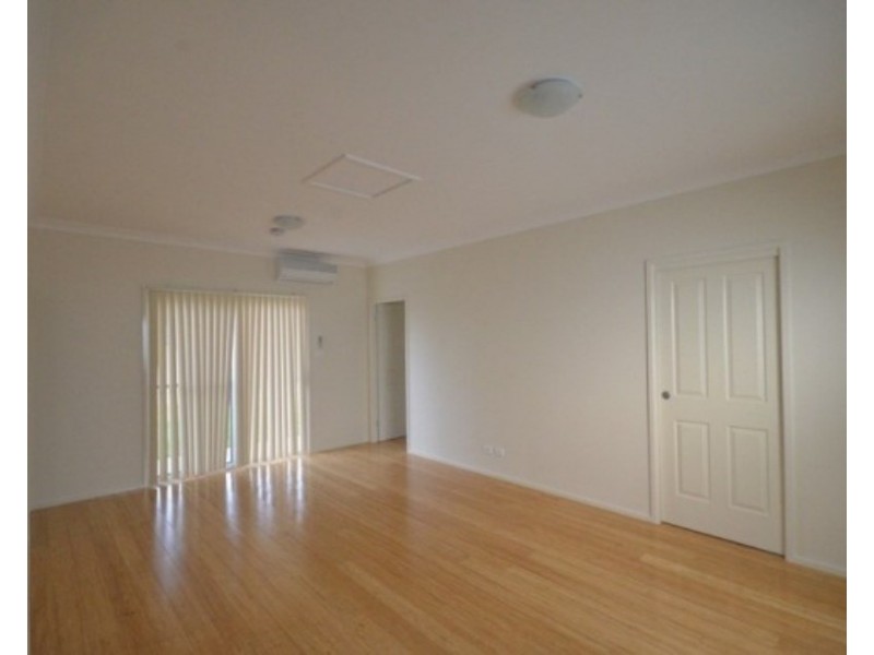 27A May Street, Constitution Hill NSW 2145