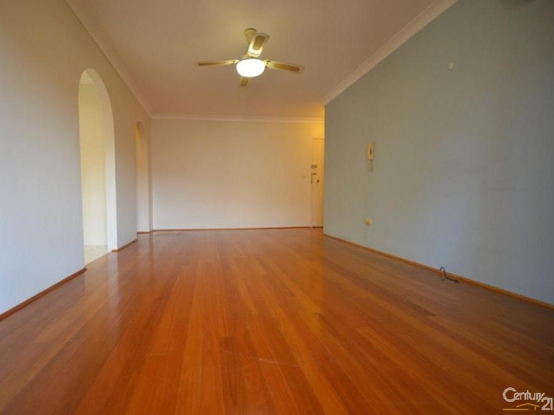 2/199 Hawkesbury Road, Westmead NSW 2145