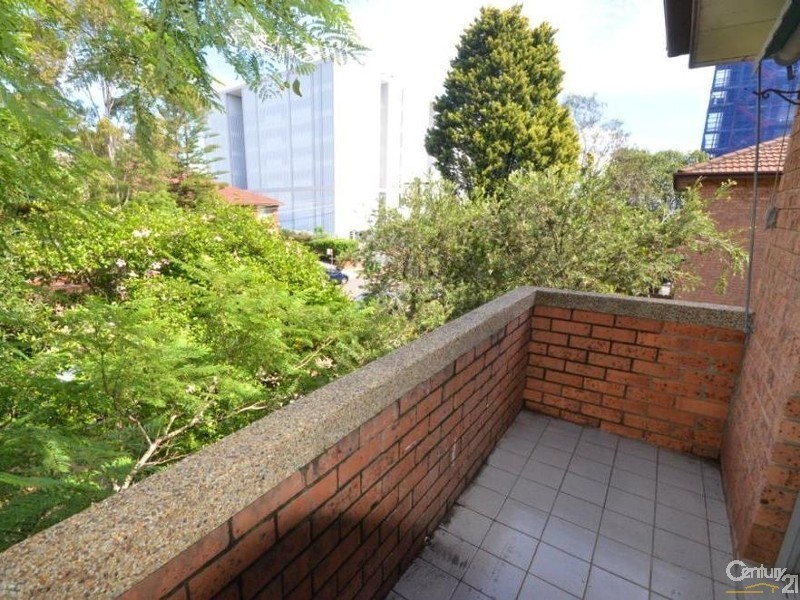 2/199 Hawkesbury Road, Westmead NSW 2145