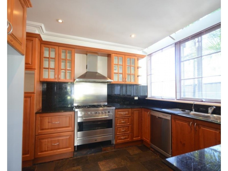 8 Clare Street, Sylvania NSW 2224