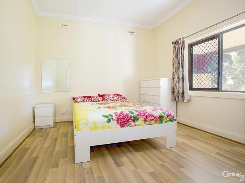 12 Smith Street, Wentworthville NSW 2145