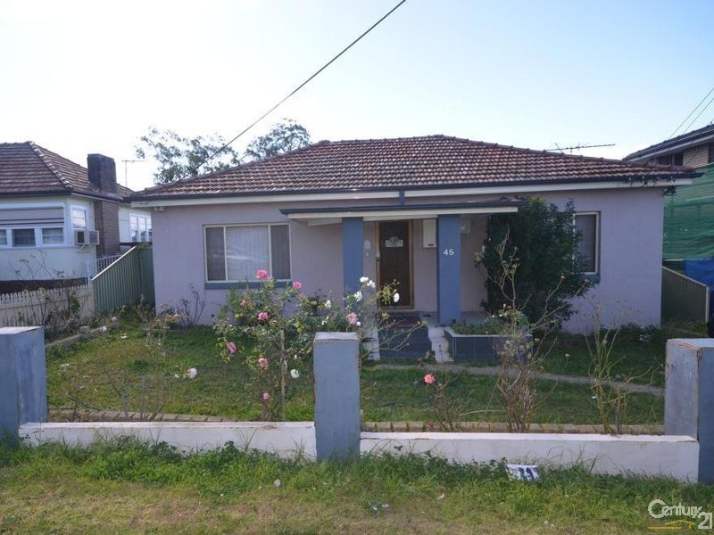 45 Moree Ave, Westmead NSW 2145