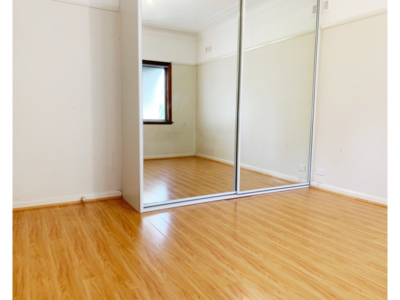 19 Fulton Ave, Wentworthville NSW 2145