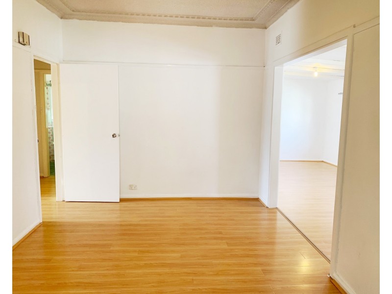 19 Fulton Ave, Wentworthville NSW 2145