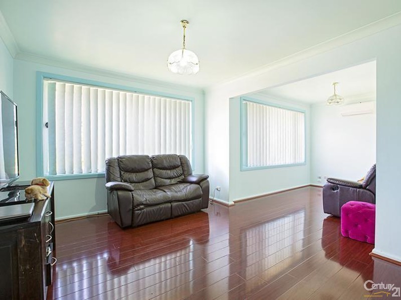 60 Tungarra Road, Girraween NSW 2145