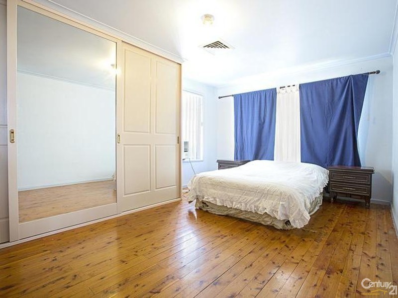 60 Tungarra Road, Girraween NSW 2145