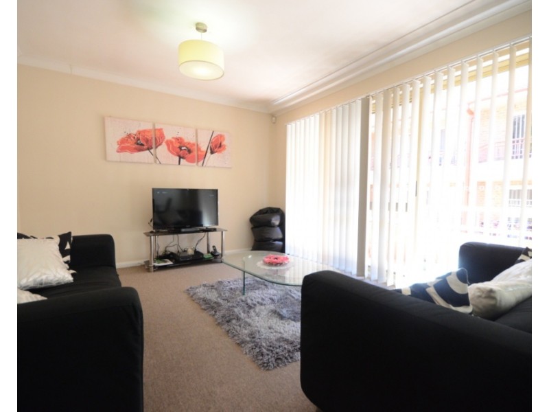 3/217 Dunmore Street, Pendle Hill NSW 2145