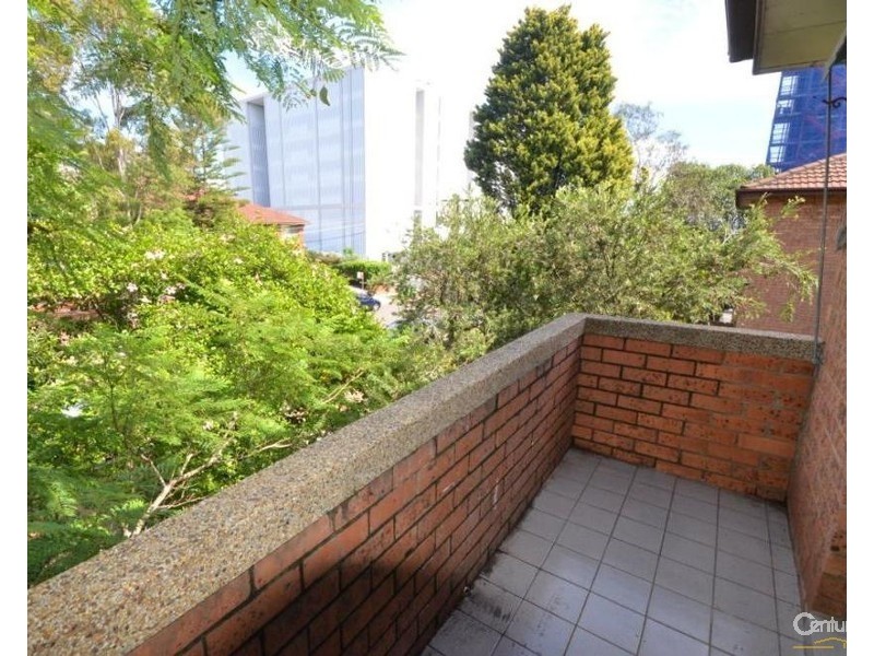 2/199 Hawkesbury Road, Westmead NSW 2145