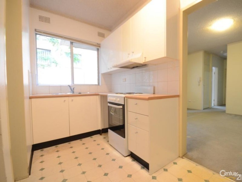 2/199 Hawkesbury Road, Westmead NSW 2145