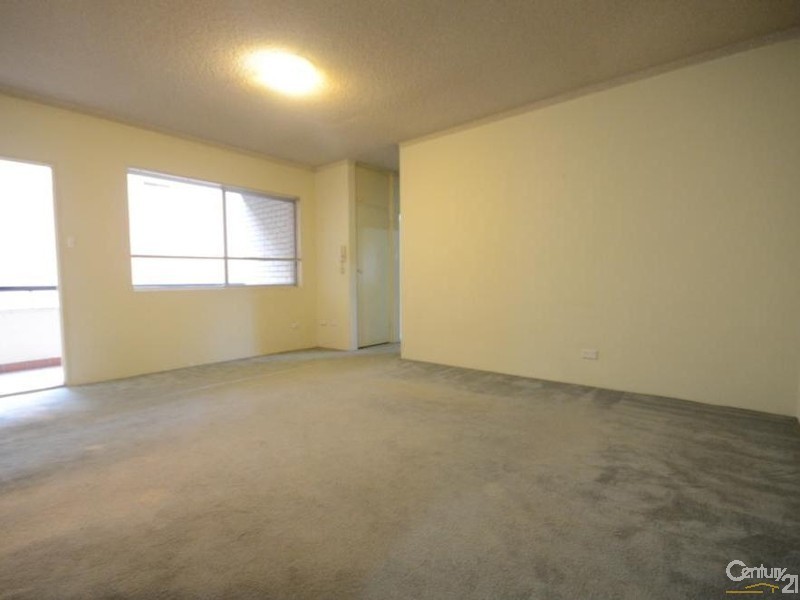 2/199 Hawkesbury Road, Westmead NSW 2145