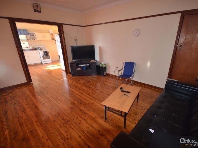 2/25 Binya Street, Pendle Hill NSW 2145