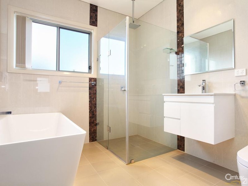 1 Bijiji Street, Pendle Hill NSW 2145