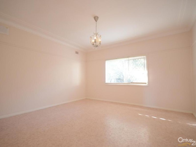 1A Moree Avenue, Westmead NSW 2145