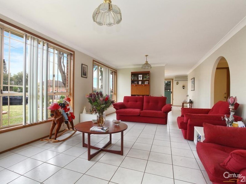 13 Bijiji Street, Pendle Hill NSW 2145