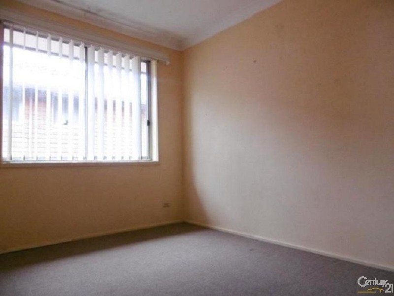 8 Orange Street, Greystanes NSW 2145