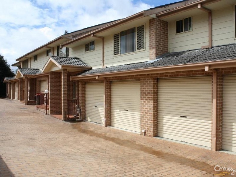 2/1A Stapleton St, Wentworthville NSW 2145