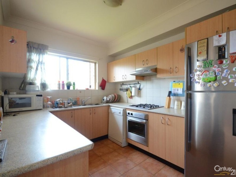 2/1A Stapleton St, Wentworthville NSW 2145