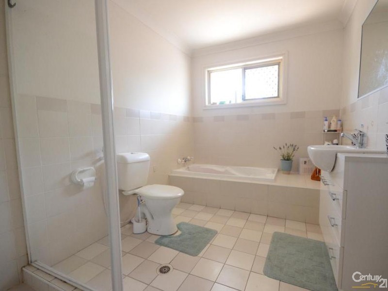 2/1A Stapleton St, Wentworthville NSW 2145