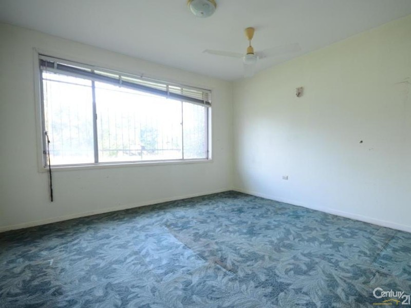 12 Polo Crescent, Girraween NSW 2145