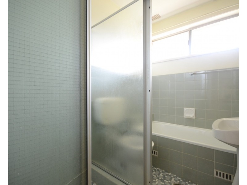 12 Polo Cres, Girraween NSW 2145