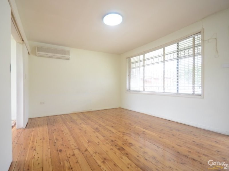 12 Polo Crescent, Girraween NSW 2145