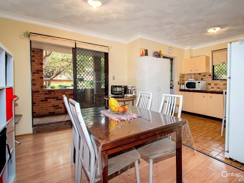 1/18-20 Queens Road, Westmead NSW 2145