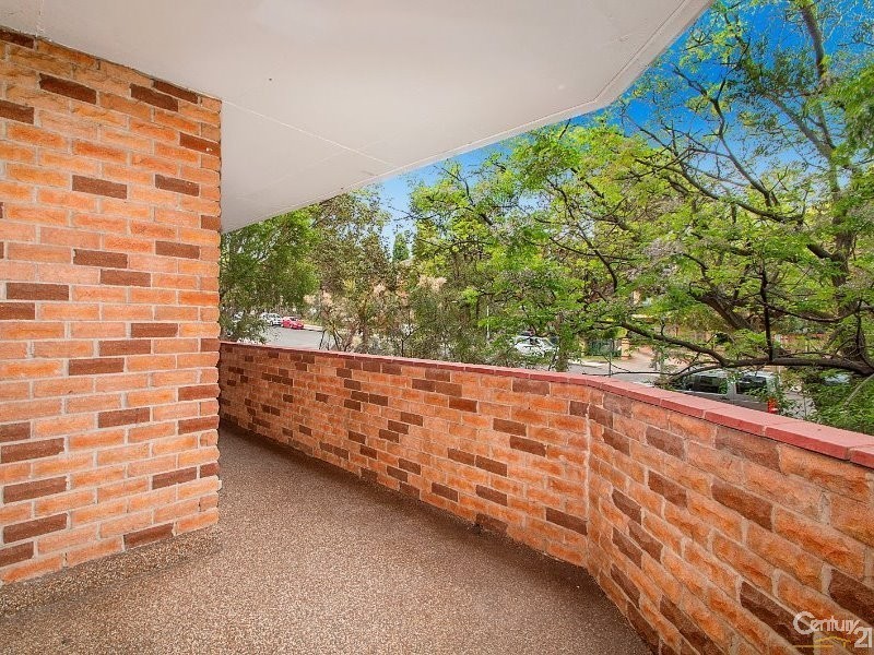 1/18-20 Queens Road, Westmead NSW 2145