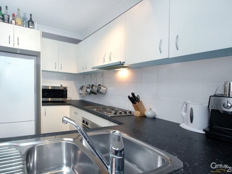5/165 Targo Road, Girraween NSW 2145
